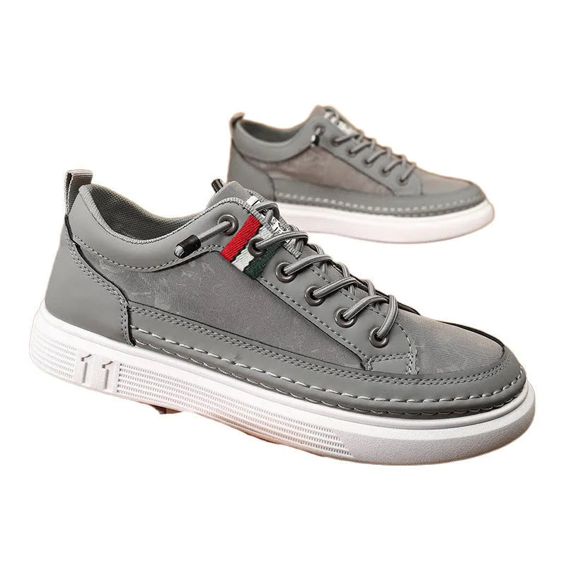 Men's high-cut casual sneakers in black with a round toe, PU upper, and PVC sole.