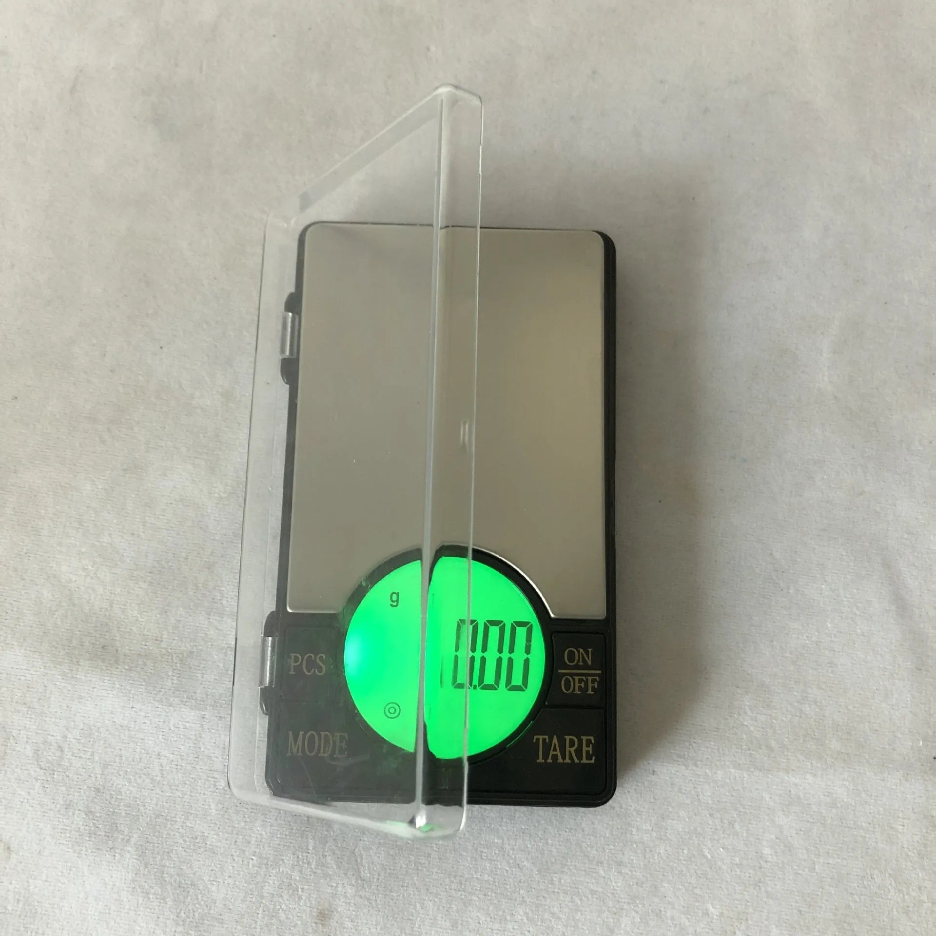 Electronic scale disc display showing gram weight, available in 200g 0.01 precision