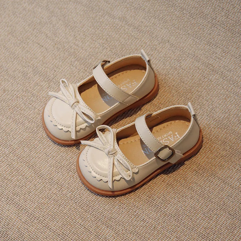 Children's leather shoes with non-slip beef tendon sole and Velcro strap in black, beige, or brown
