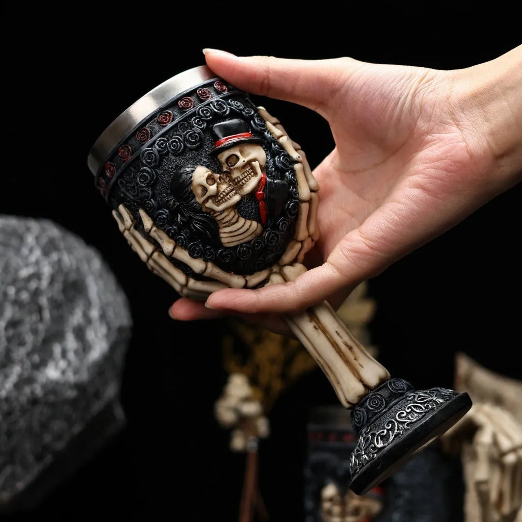 Stainless steel red wine glass with resin skeleton couple decoration, 200ml capacity