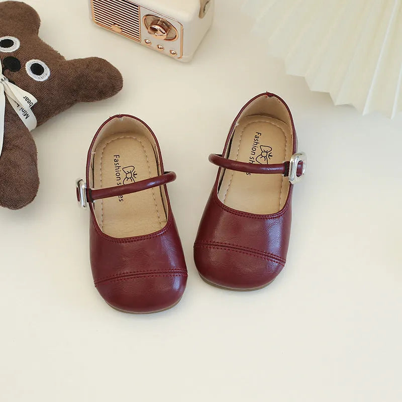 Girls vintage Mary Jane shoes in solid colour PU upper, beige, with rounded toe and strap