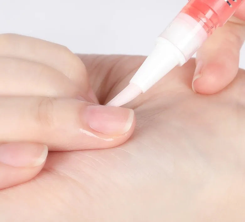 15ml nail polish remover with sticky texture nail armour gel dissolver in small container