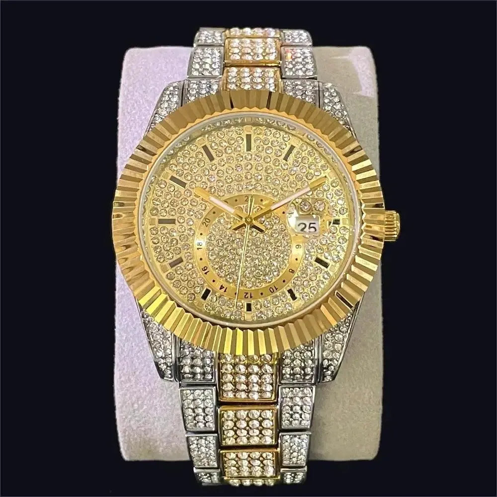 Silver full diamond night glow waterproof men's watch with 42mm dial and gold-plated strap on display