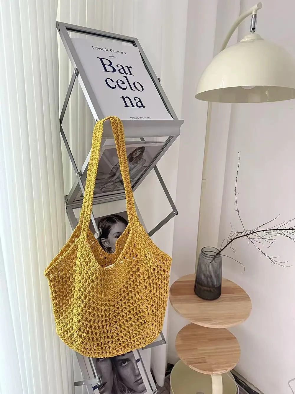 Hand-woven hollow shoulder bag in cotton and linen, beige colour, open pocket design with double straps