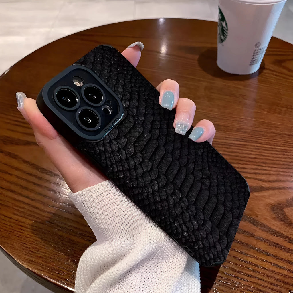 Black TPU phone case for iPhone 13 Pro Max with three-dimensional scales pattern and anti-fingerprint finish