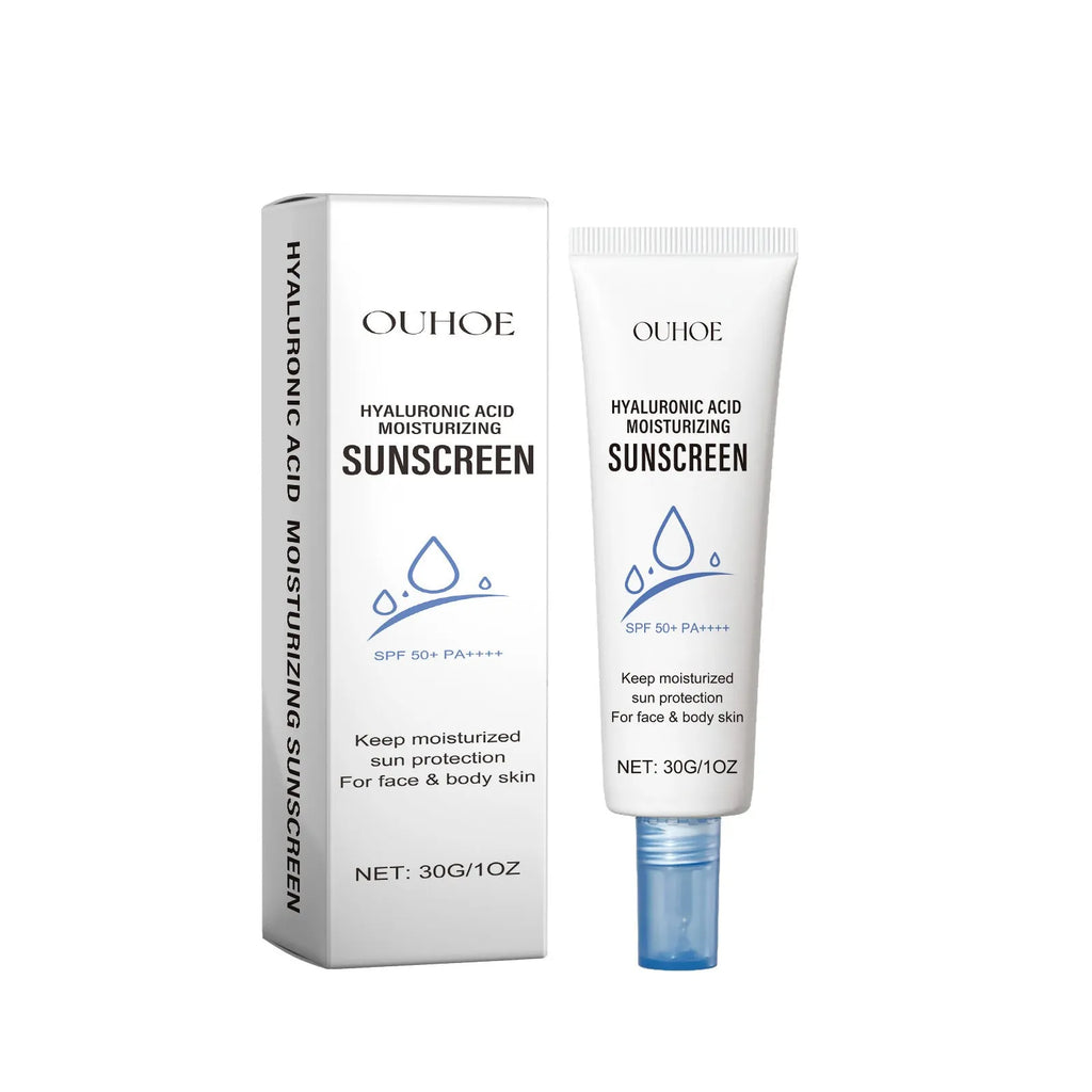 A 30g tube of moisturising protective lotion with UV isolation for all skin types.