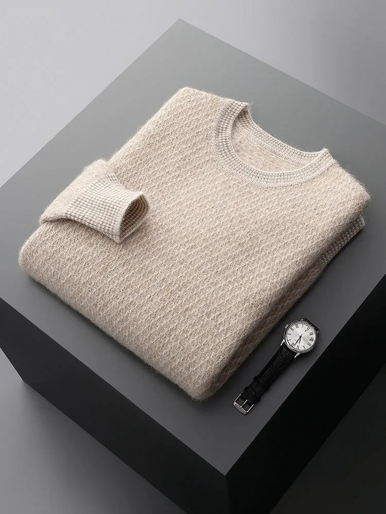 Round-neck thickened grid pullover sweater in loose fit, long-sleeve Korean style winter jumper, sizes S to XXL