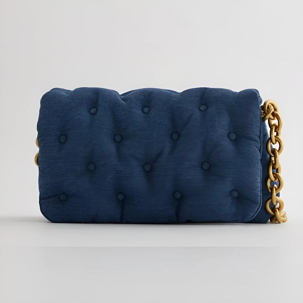 Blue denim quilted shoulder bag with chain strap and padded buttons, 19 x 30 x 8 cm