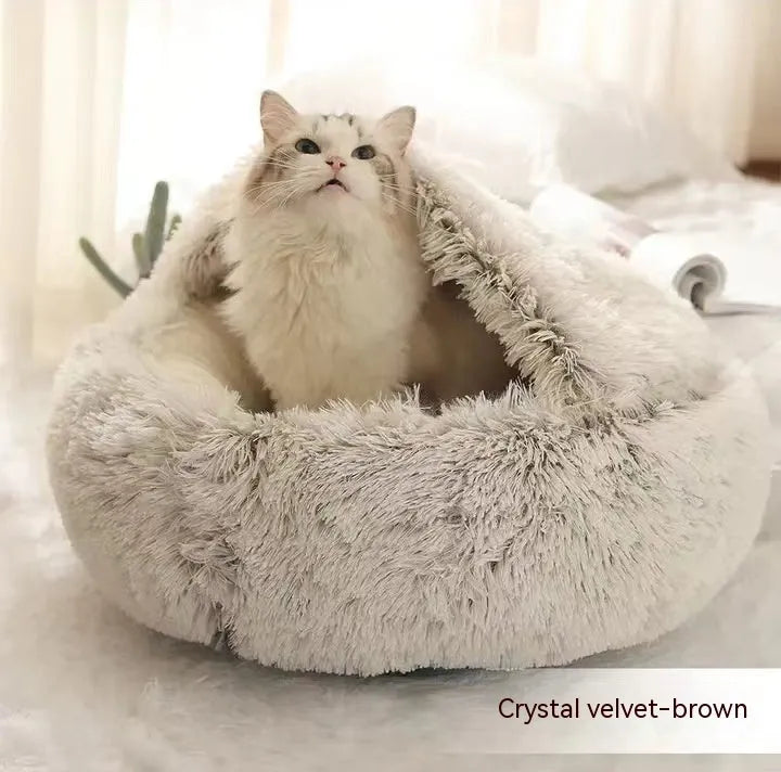 Round plush pet bed in brown for cats and small dogs, size 40cm