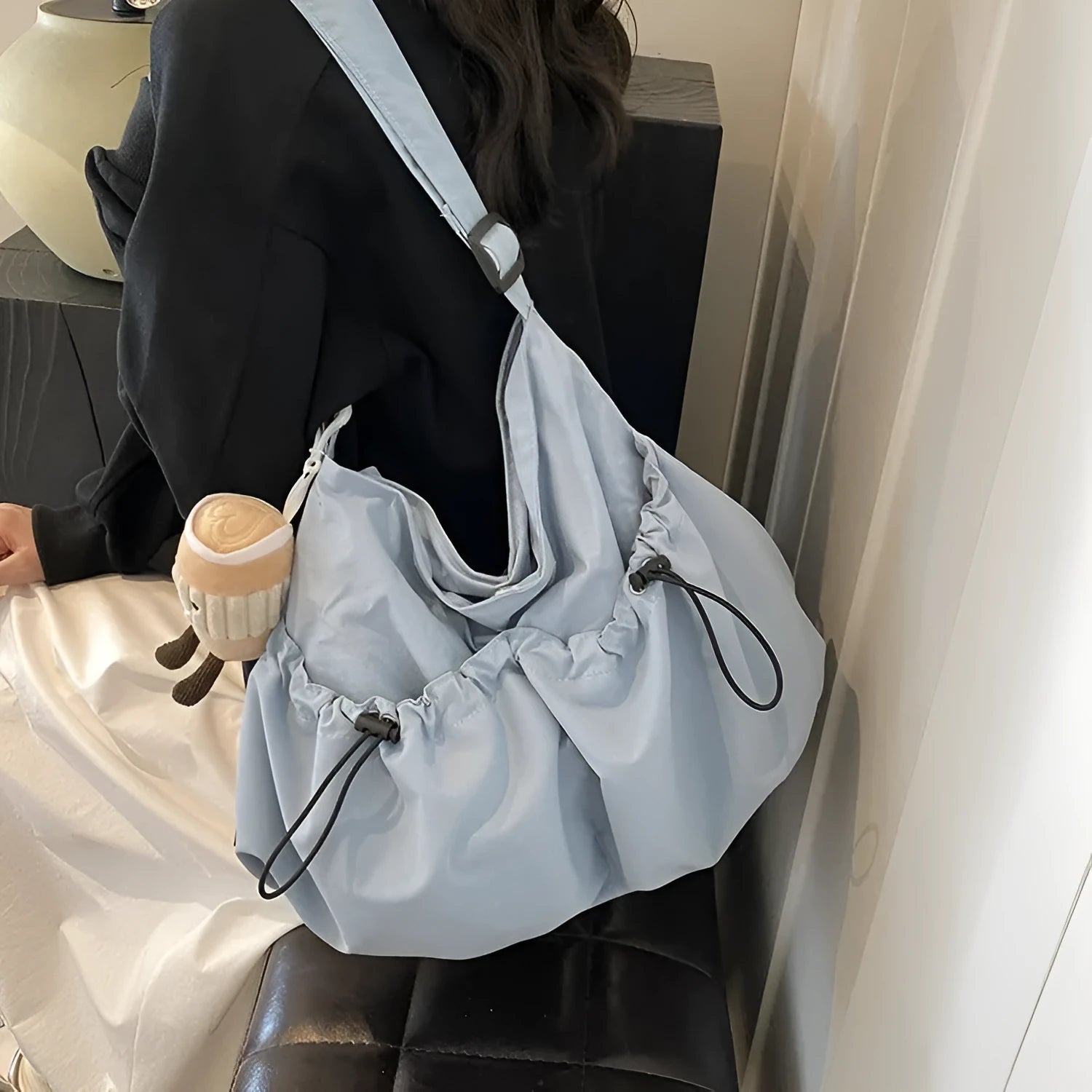 Ultra-light pleated polyester crossbody bag for students with split pocket and mobile phone compartment in beige, black, blue, brown or green