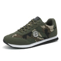 Camouflage pattern suede sports running shoes with mesh lining and foam sole