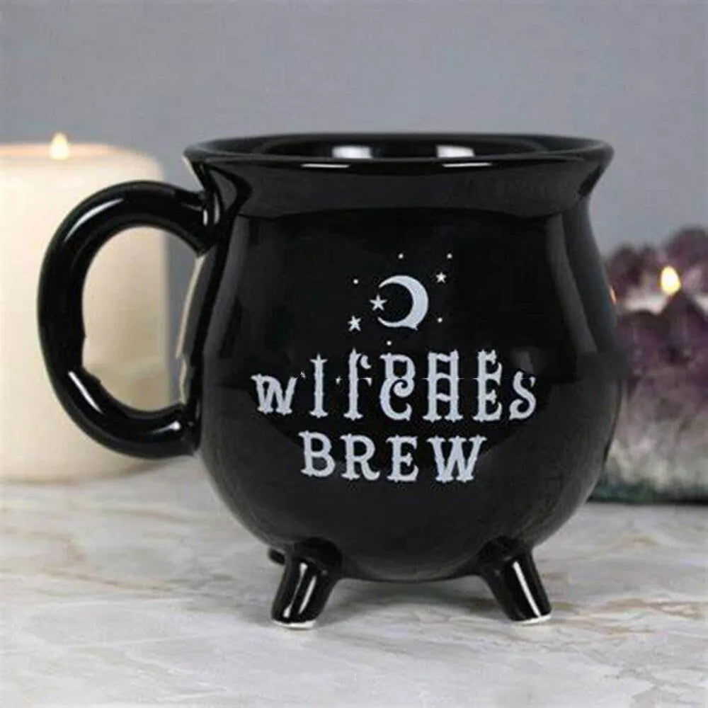 Black ceramic witch coffee mug with cartoon pattern, porcelain cup, 301-400ml capacity, Halloween themed drinkware