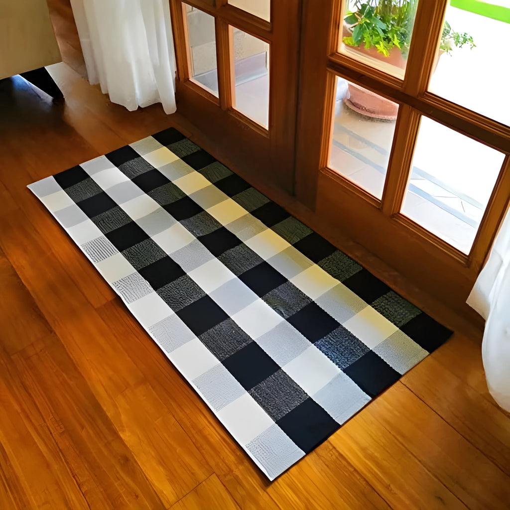 Cotton Buffalo Plaid Rugs in 60x90cm and 60x130cm Sizes, Soft Woven Fabric Floor Mat for Living Room, Bedroom, Kitchen, or Entryway Use, Red and Black Classic Plaid Pattern