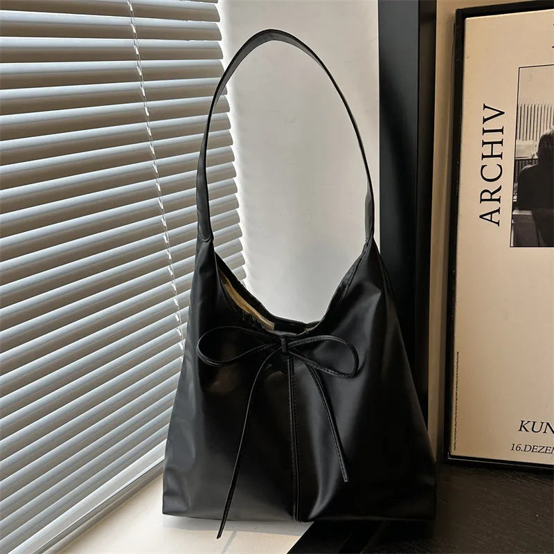 PU large capacity horizontal square shoulder bag with sewing thread detail in black