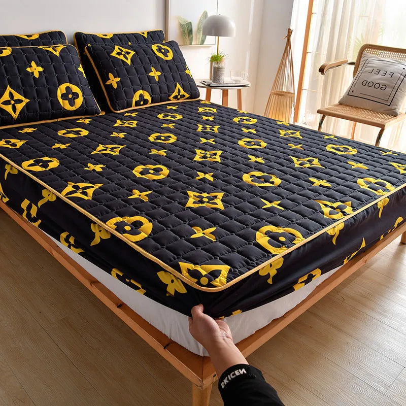 Dust-proof brushed fabric mattress cover in size 150x200cm with fitted sheet style and matching pillowcase