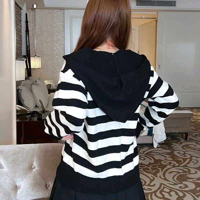 Women's black striped contrast colour knitted hooded cardigan with zipper front, loose fit cashmere blend