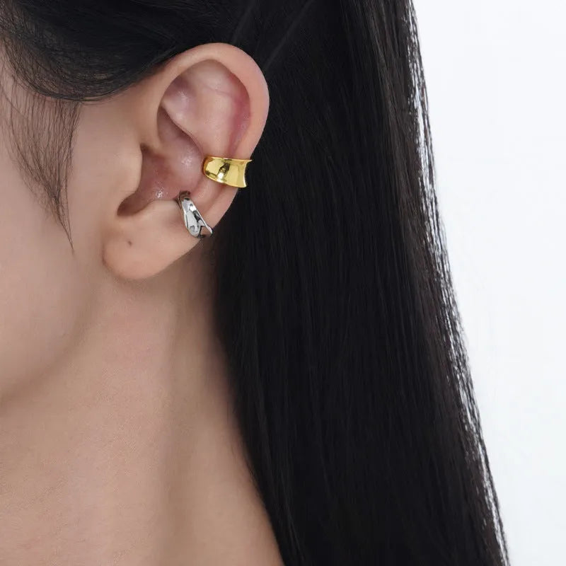 S925 sterling silver glossy round ear clip in white gold or 18K gold, Korean style geometric earring for women