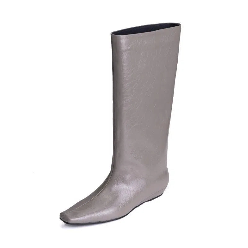 Women's black knee-high barrel boots with square toe and low kitten heel, artificial PU upper