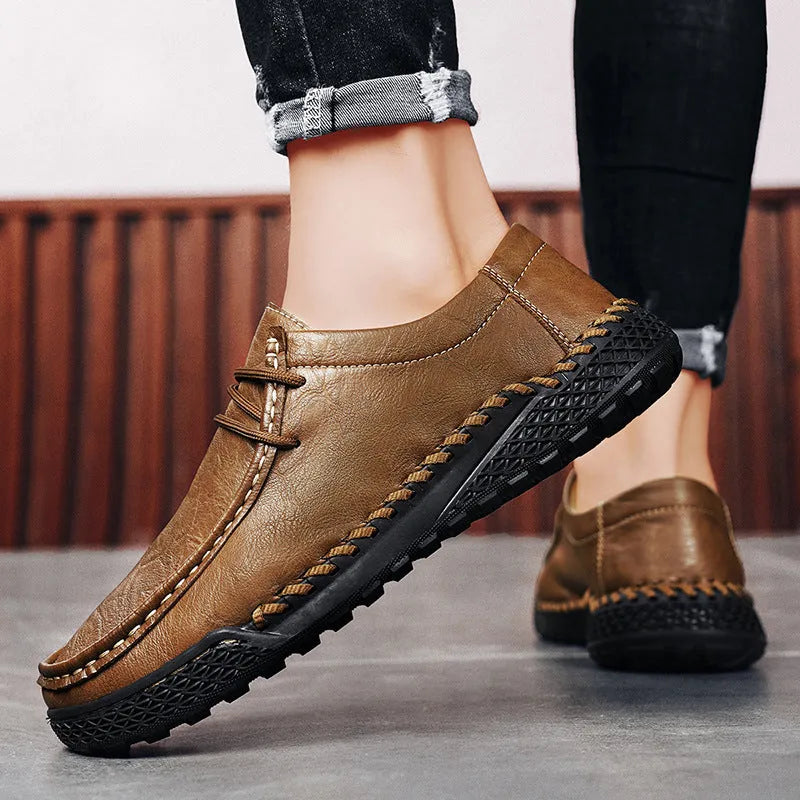 Men's genuine leather casual lace-up shoes in black with rubber sole and round toe