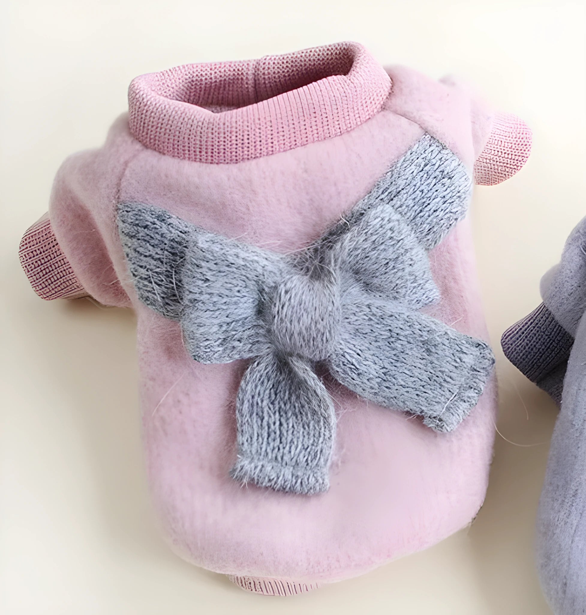 Thin fleece dog clothes in grey and pink for autumn and winter, sizes XS to XL