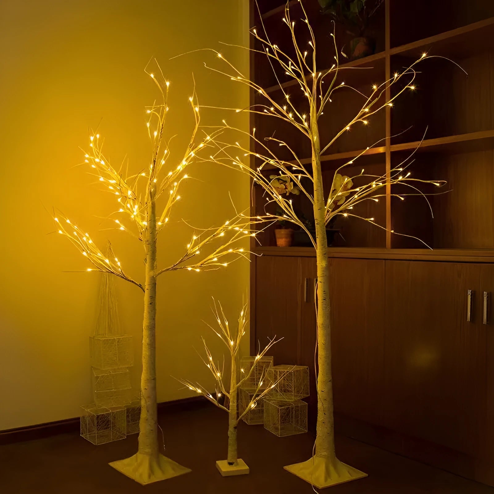High Simulation LED Snow Tree Light with PVC shell, E14 lamp holder, 220V, available in 45-210cm sizes for landscape decoration