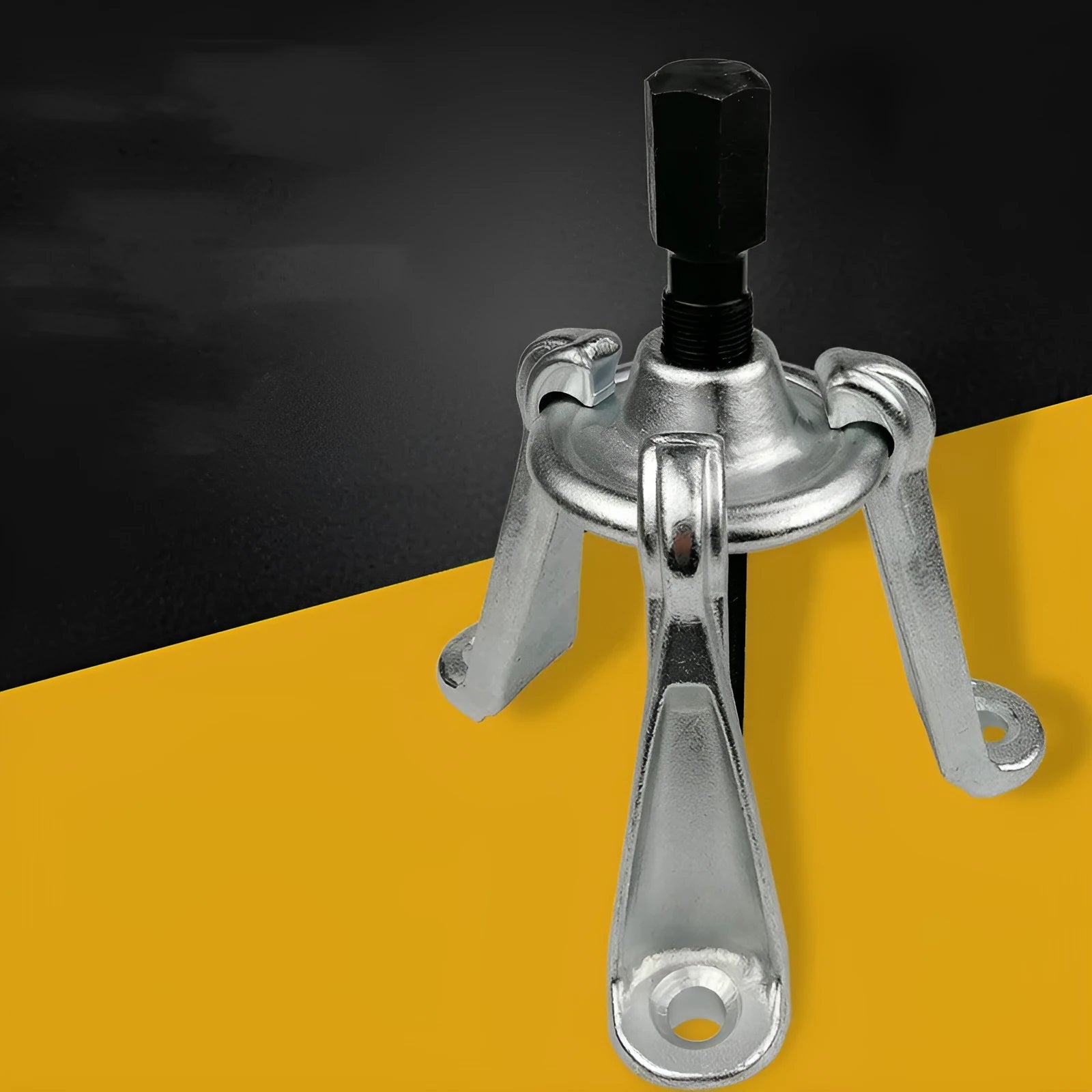 Chrome vanadium steel hub puller tool for removing brake drums from cars and electric tricycles.