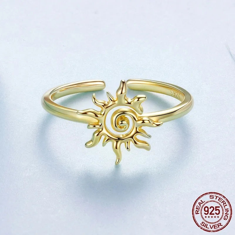S925 sterling silver ring with 14K gold plating, sun motif, adjustable open mouth, colour BSR709-E