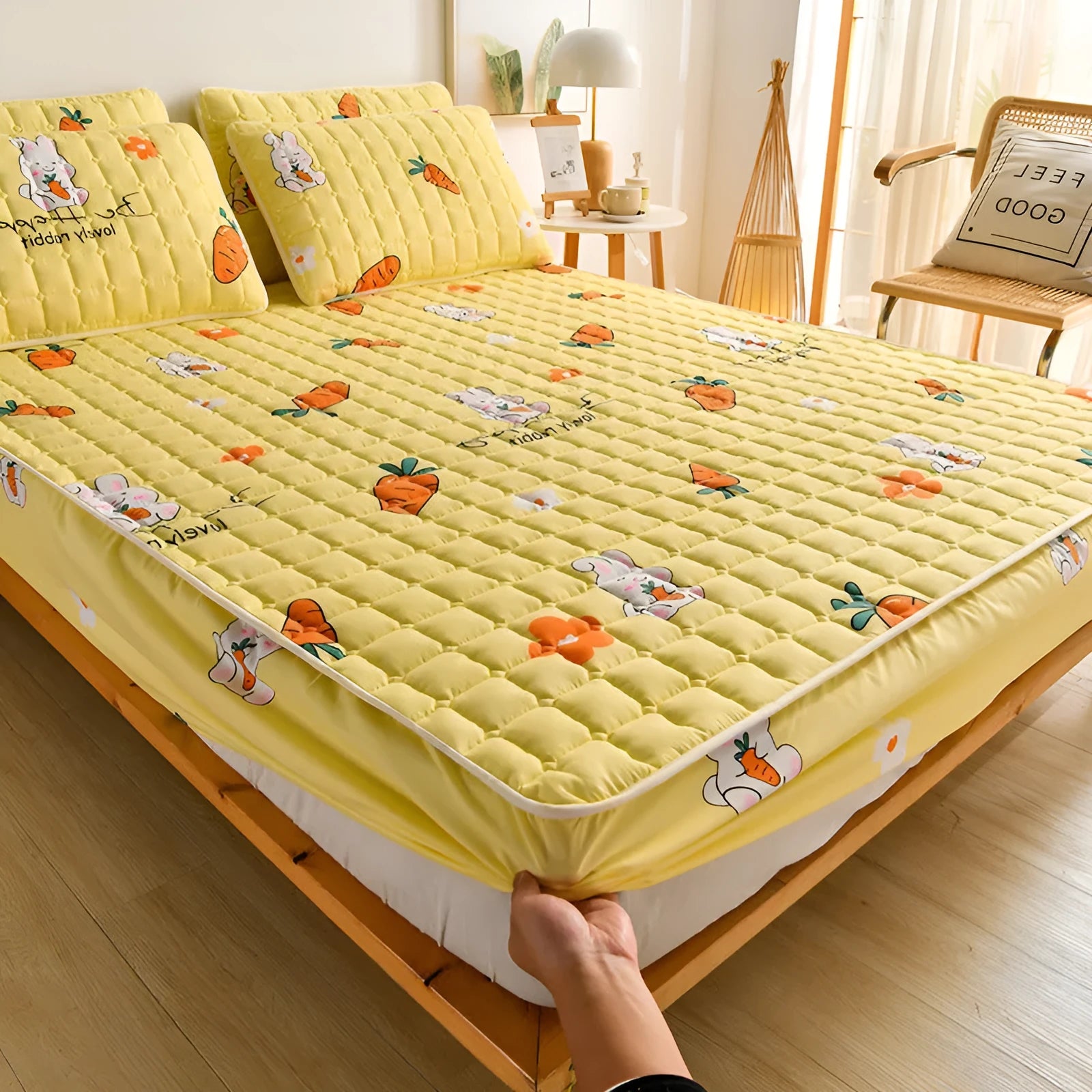 Dust-proof brushed fabric mattress cover in size 150x200cm with fitted sheet style and matching pillowcase