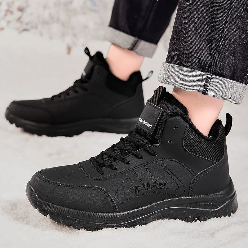 Men's large size fleece-lined mid-top casual sports shoes in black with rubber sole and lace-up closure
