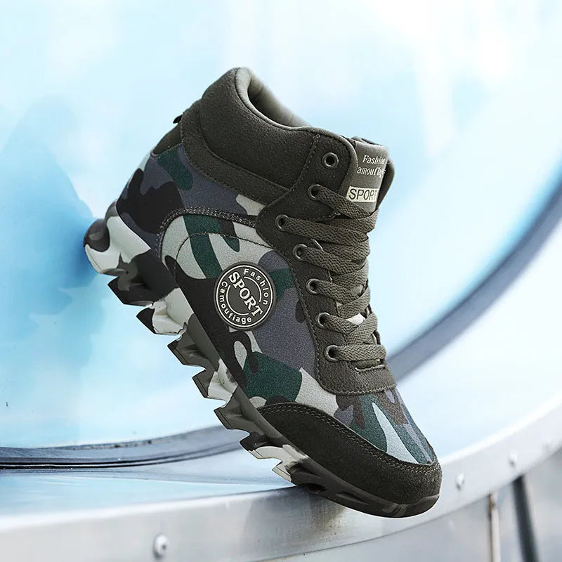 Women's green camouflage print canvas sneakers with rubber sole and increased sole design