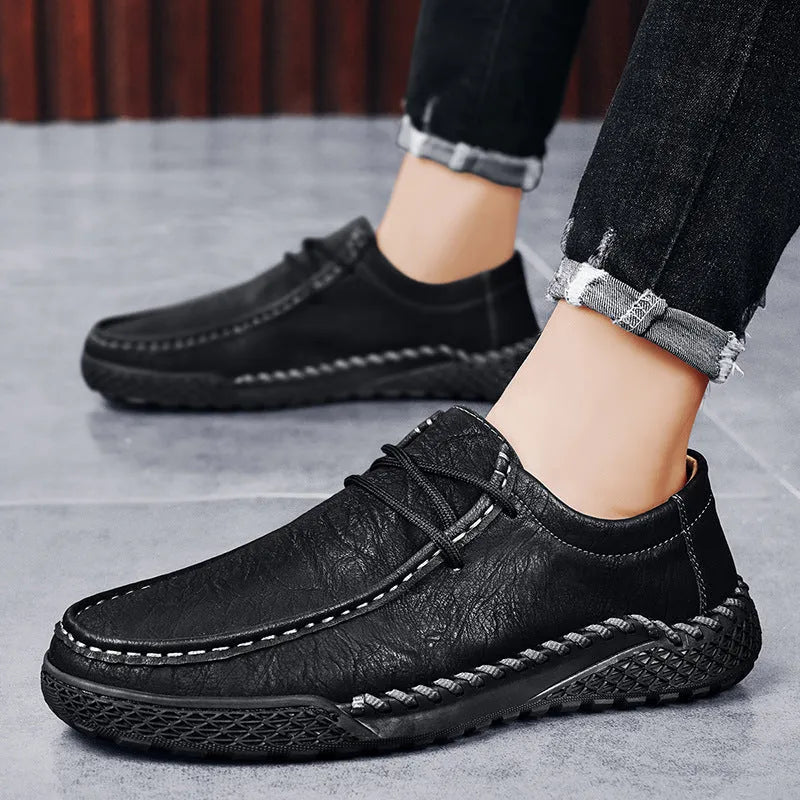 Men's genuine leather casual lace-up shoes in black with rubber sole and round toe