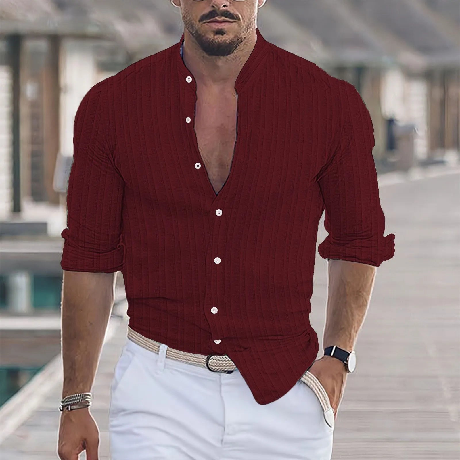 Men's striped cardigan shirt in loose fit with long sleeves, white stripe pattern on brown background