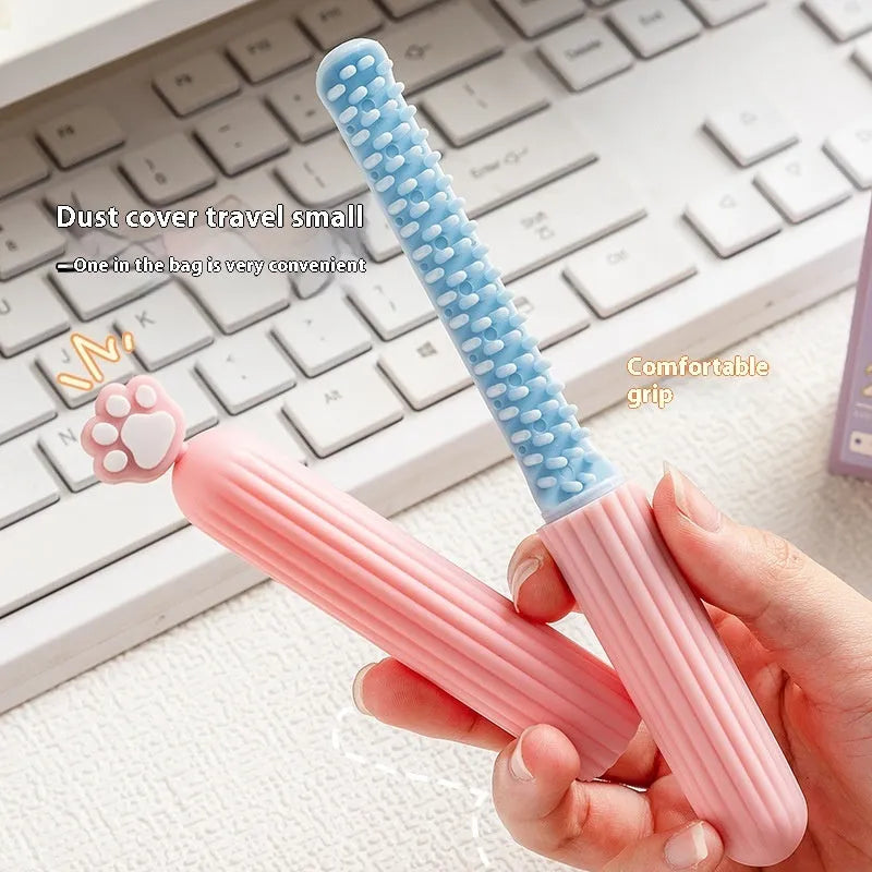 Cartoon cat's paw small pen comb, 18.3cm by 2cm, TPR and PP, random colour