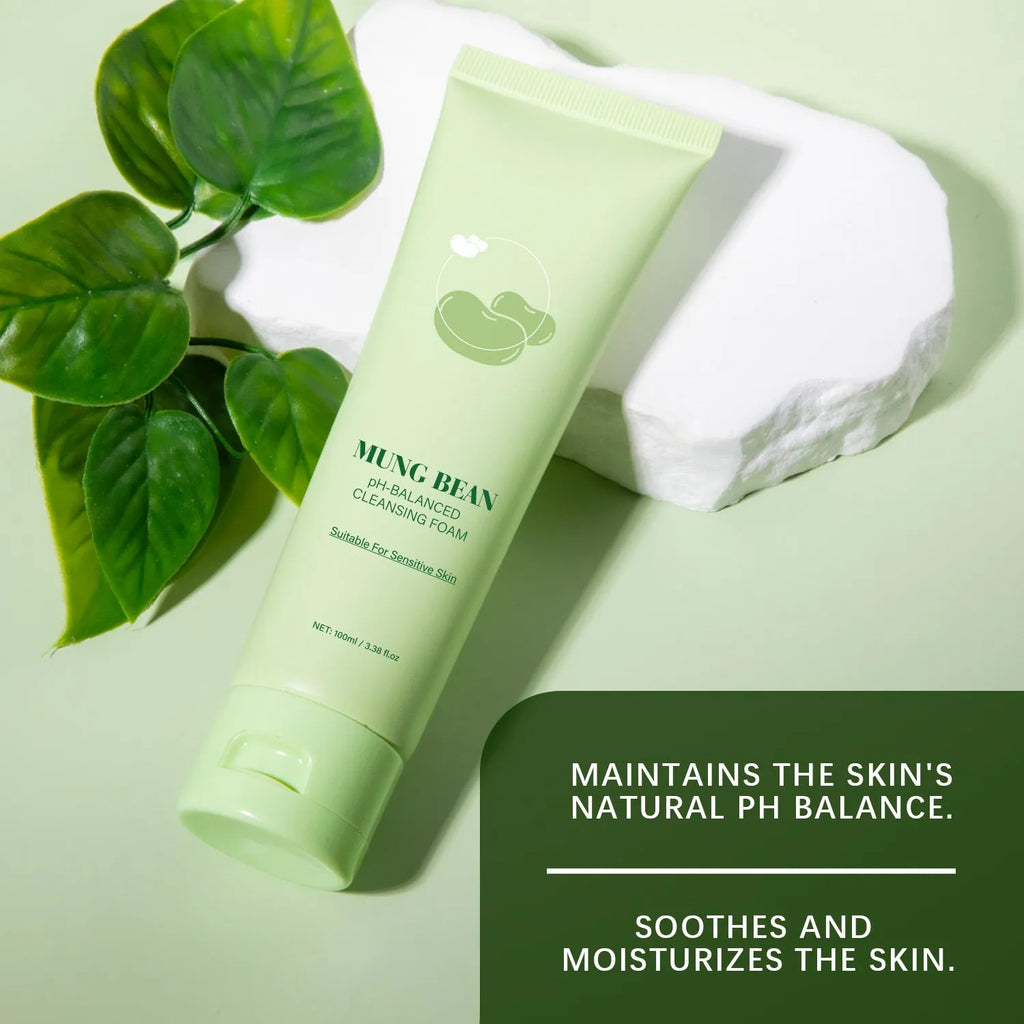 Mung bean pH balance cleansing foam 100ml facial wash for daily makeup removal and general population use
