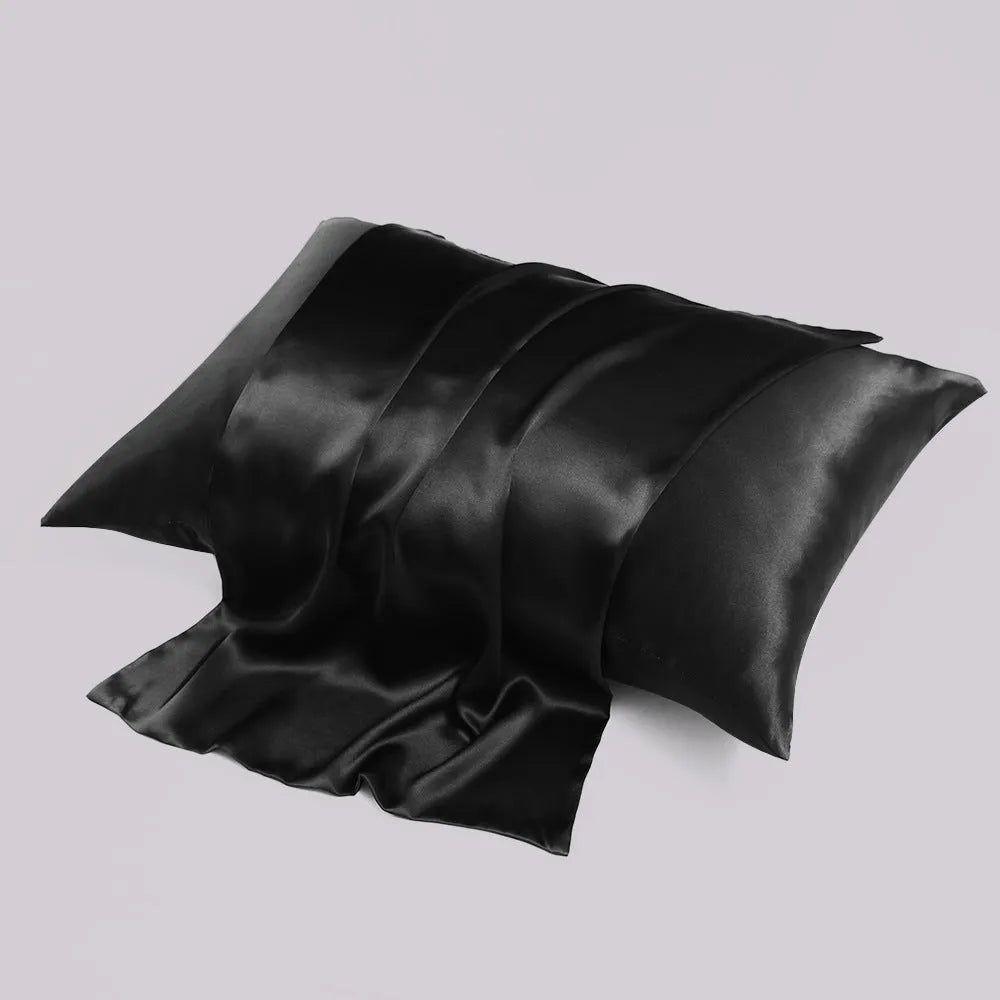 Silk pillowcase with concealed zipper in mulberry silk, double-sided design