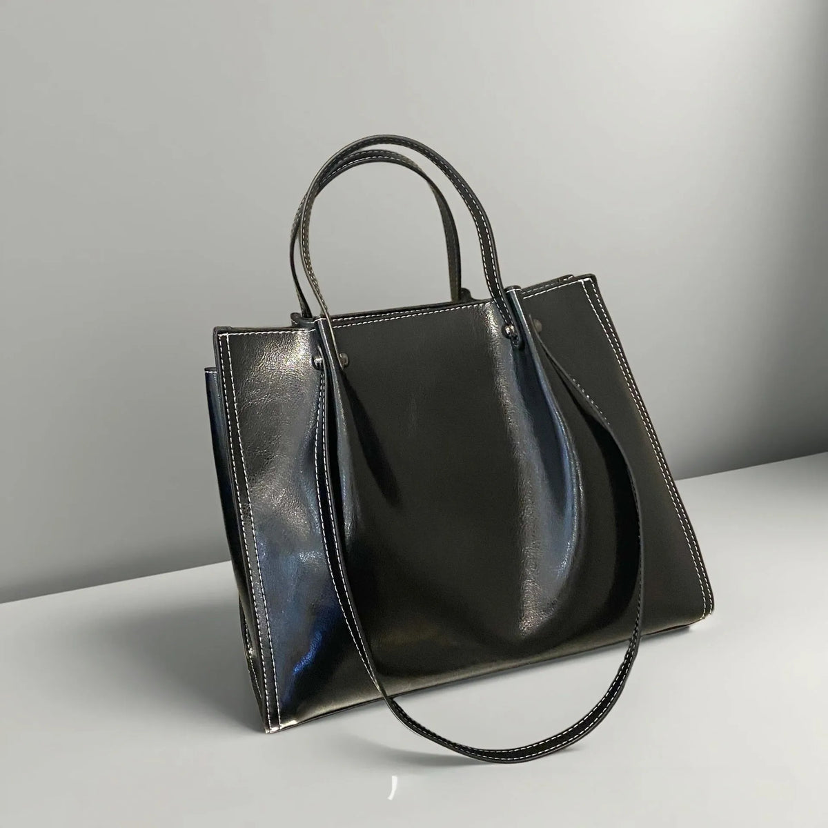 Cowhide leather shoulder bag, soft horizontal square 32x13x26cm, inner patch pocket, splice detail, four colours