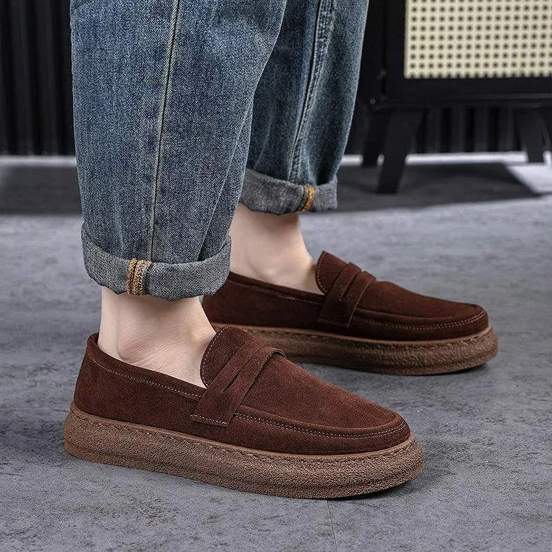 Men's retro handmade stitching casual shoes in brown, black, or apricot with cowhide upper and flat heel.