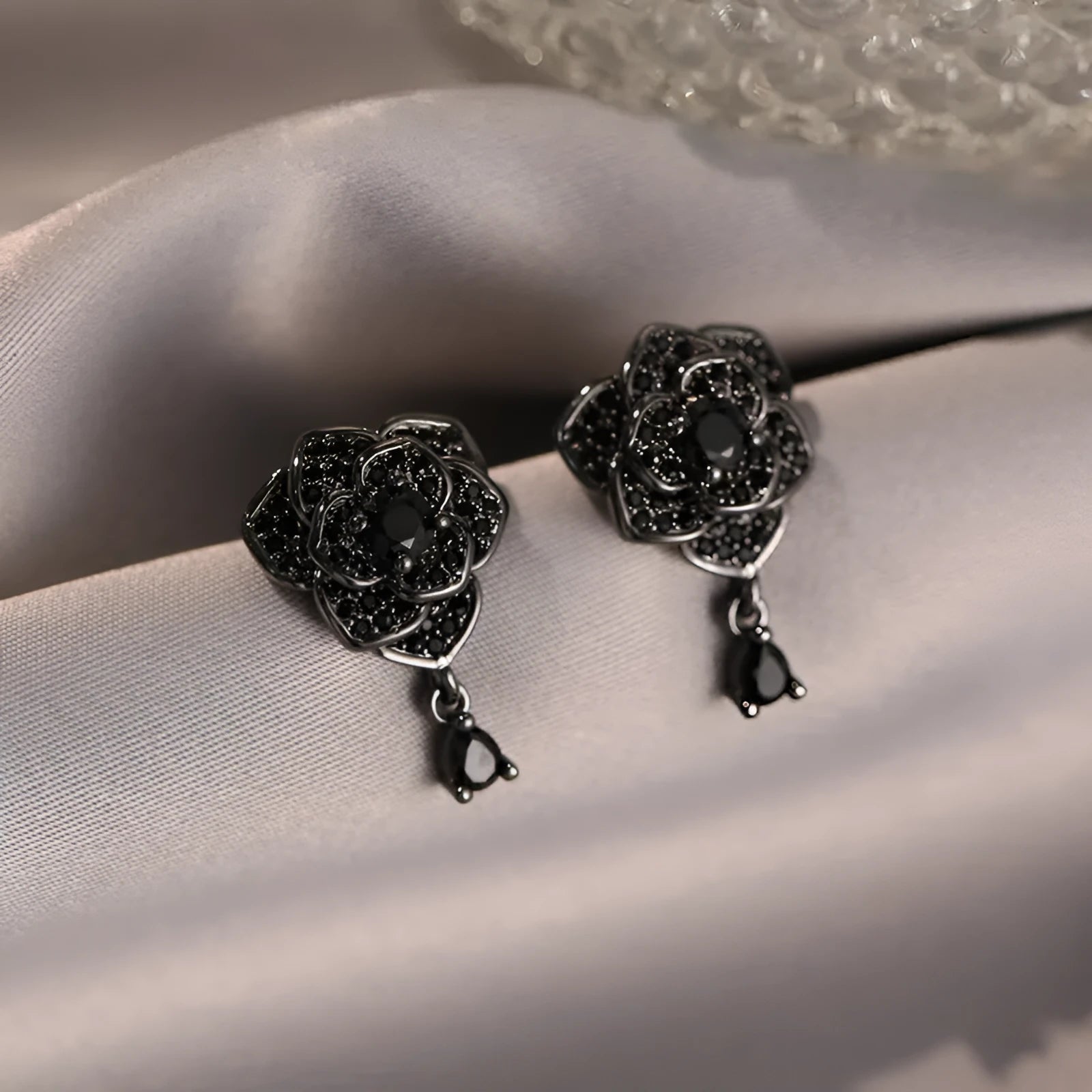 Black rose zircon flower-shaped stud earrings with 18K gold plating