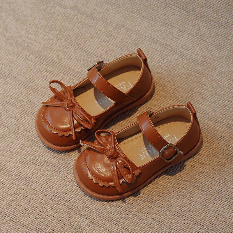 Children's leather shoes with non-slip beef tendon sole and Velcro strap in black, beige, or brown
