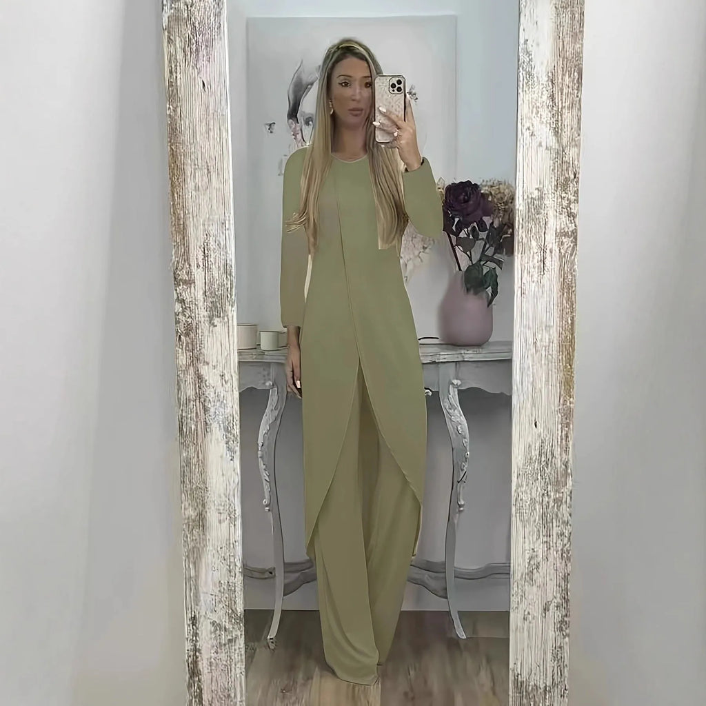 Casual long sleeve round neck top and matching trousers lounge set in polyester fabric