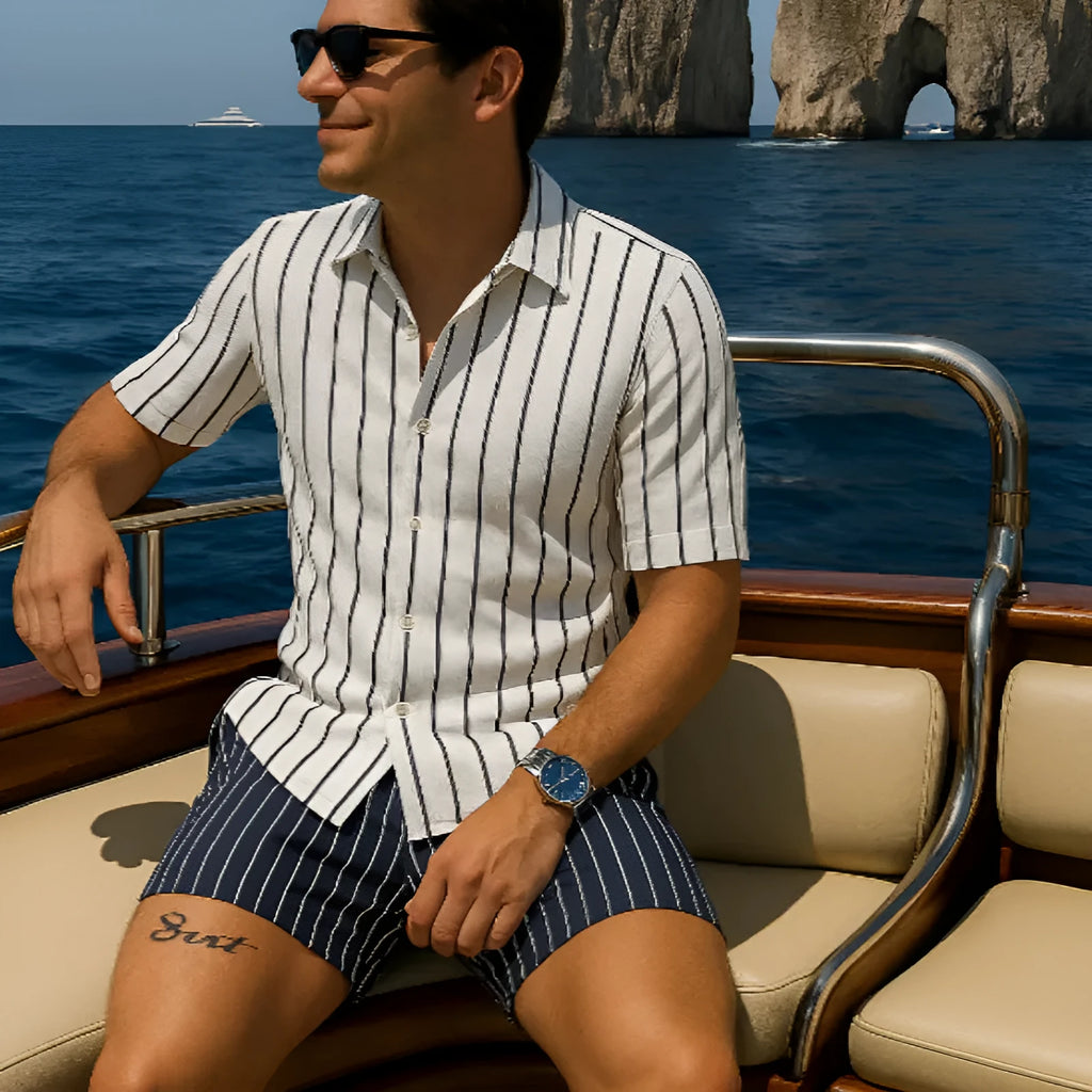 Men's light casual shirt and shorts beach set in four-sided elastic fabric.