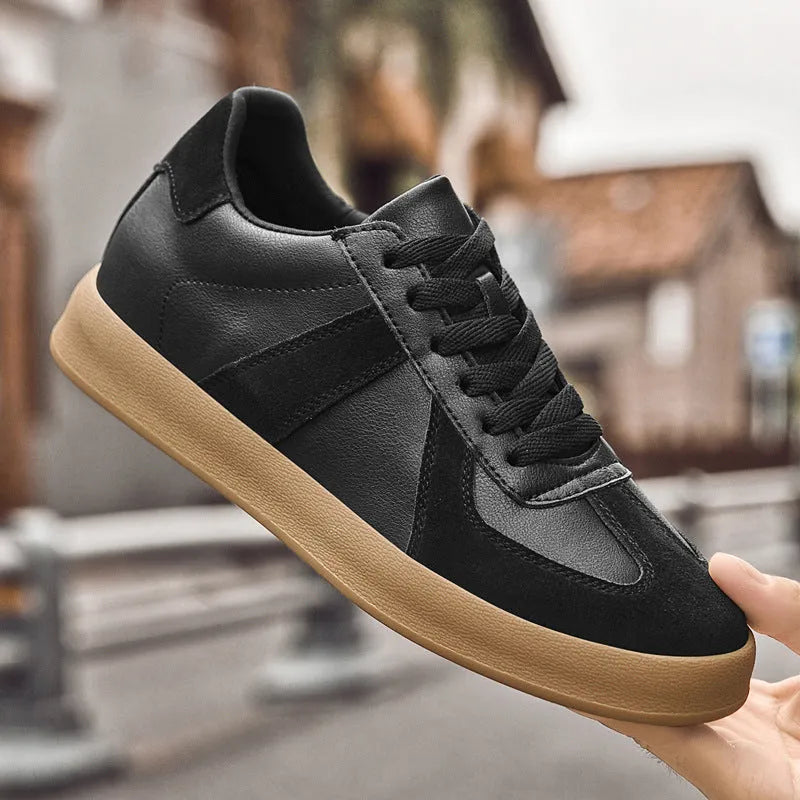 Men's retro colour-matching casual sneakers, two-layer cowhide leather upper, black colourway