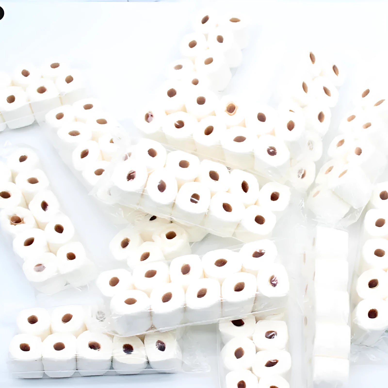 Miniature simulated tissue roll paper model measuring 30mm by 15mm by 80mm for children's play