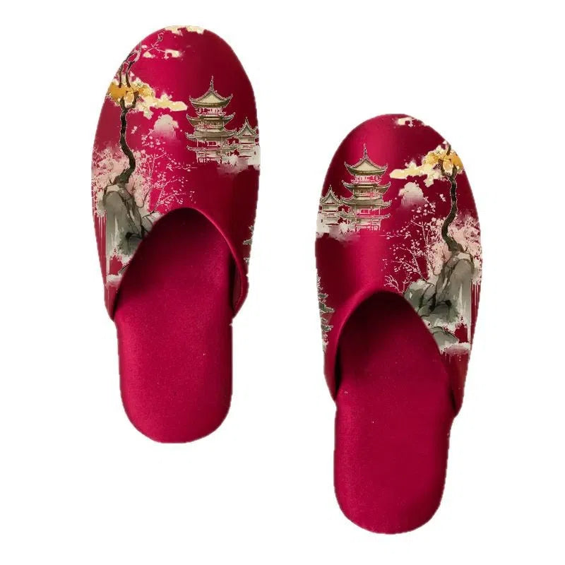 Women's non-slip printed fabric slippers in pink with satin upper and PVC outsole