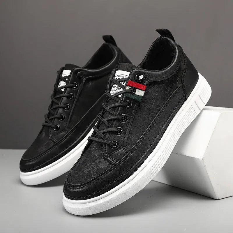 Men's high-cut casual sneakers in black with a round toe, PU upper, and PVC sole.