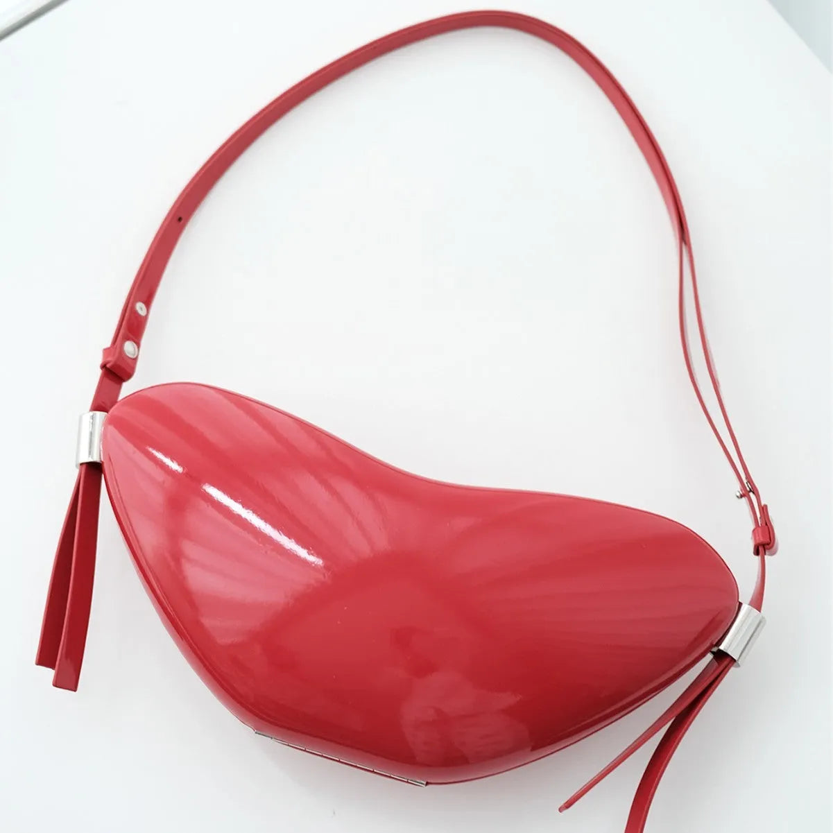 Red heart shape PU crossbody bag with sandwich pocket and single shoulder strap for women urban simplicity daily use