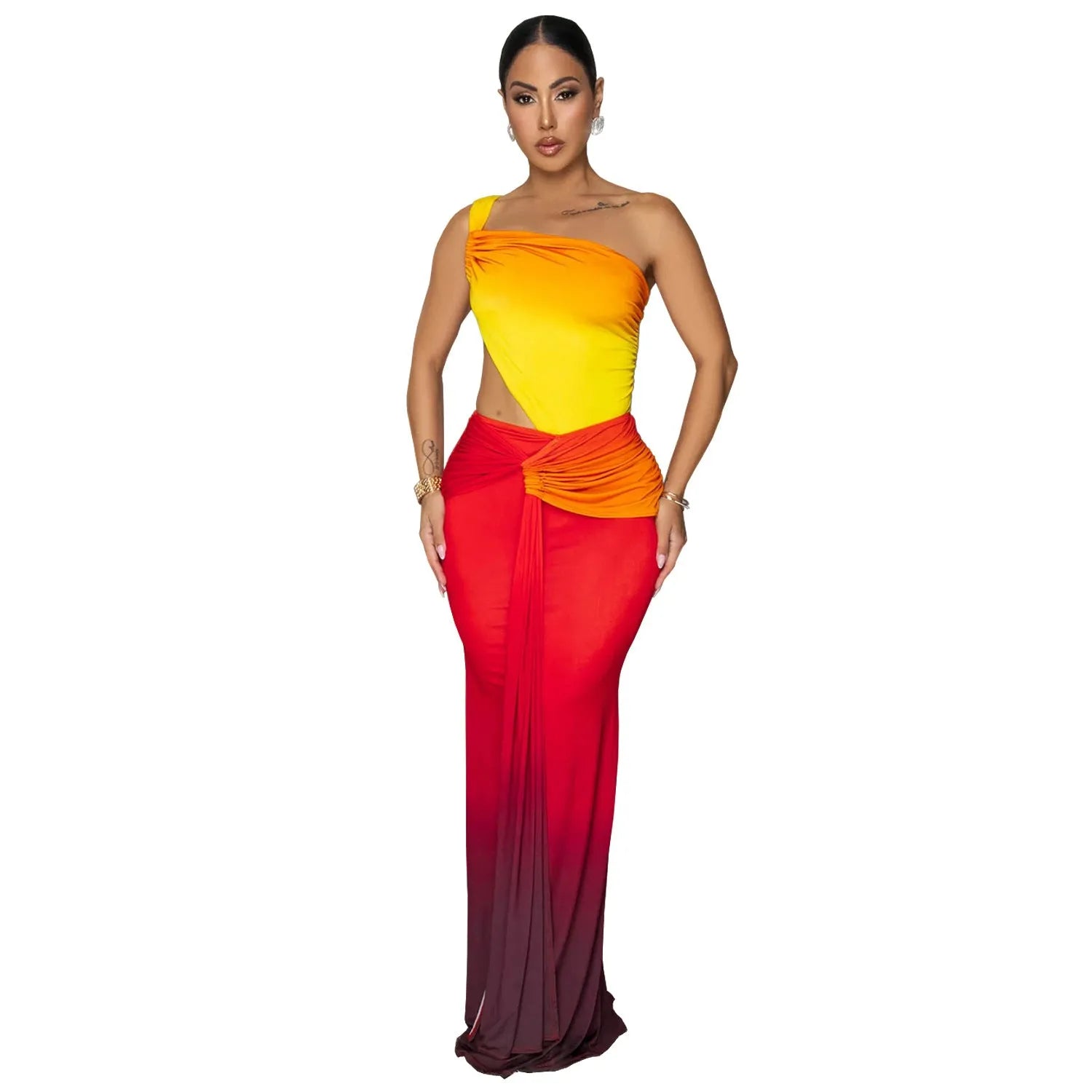 Women's sleeveless gradient colour dress with high waist and A-line long skirt.