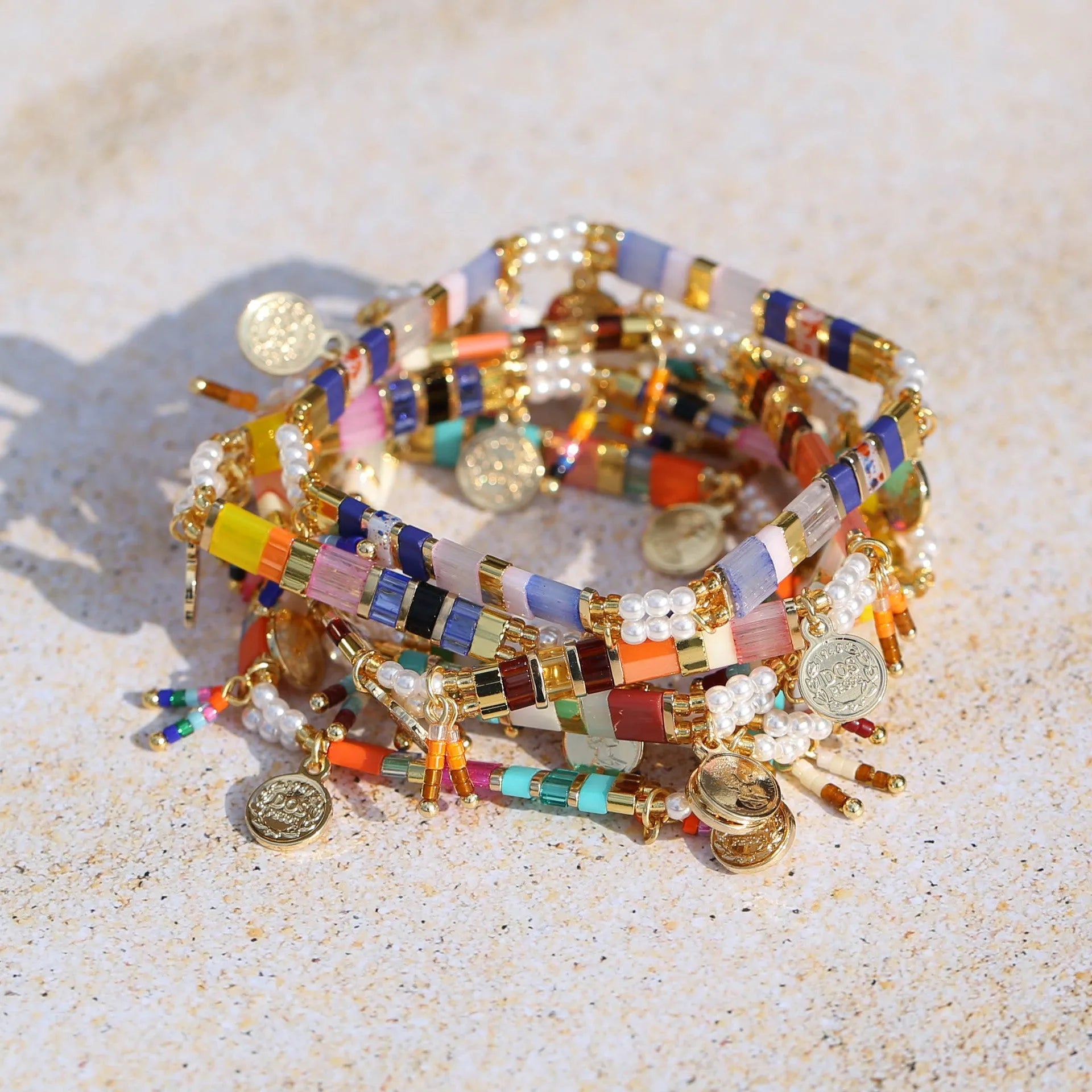 Women's European style glass beaded bracelet with imitation pearls in six pearl lifting colour variations