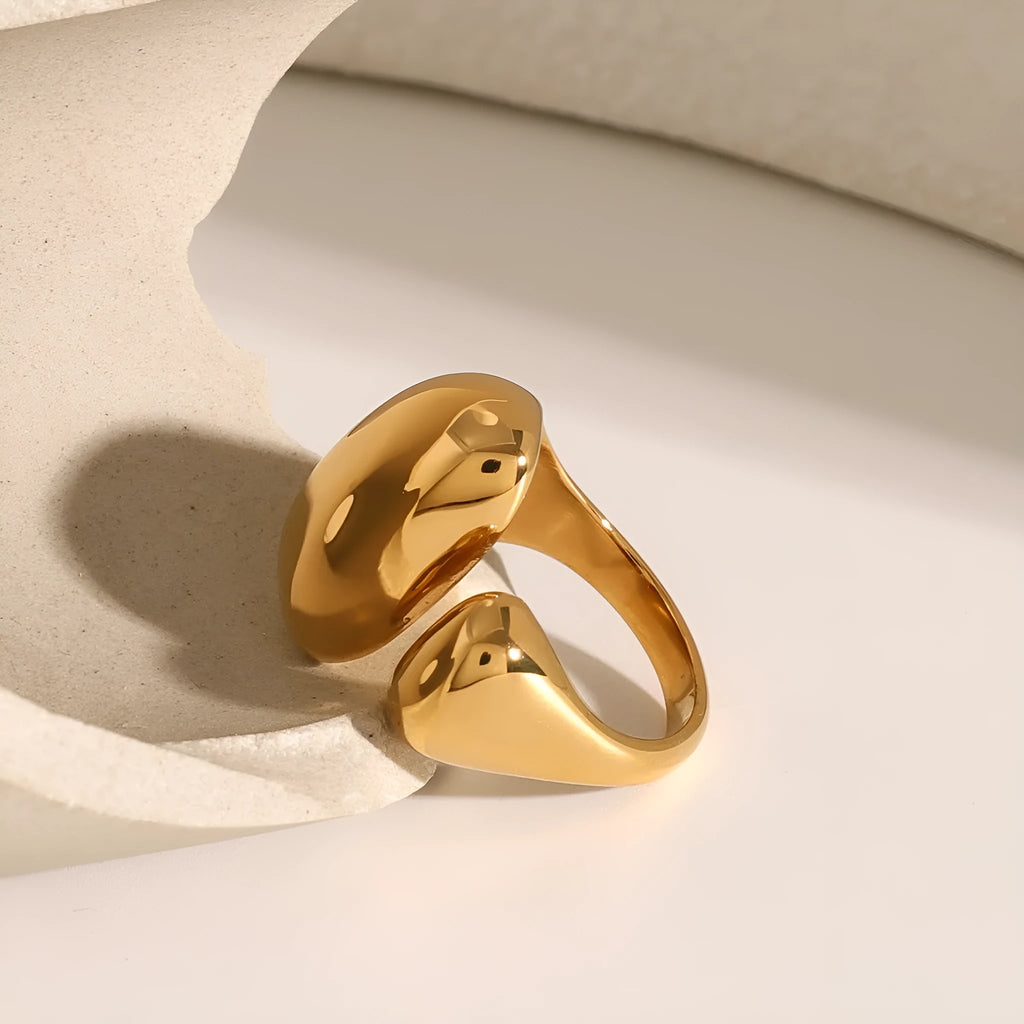 Geometric open ring for women in electroplated stainless steel with European exaggerated style