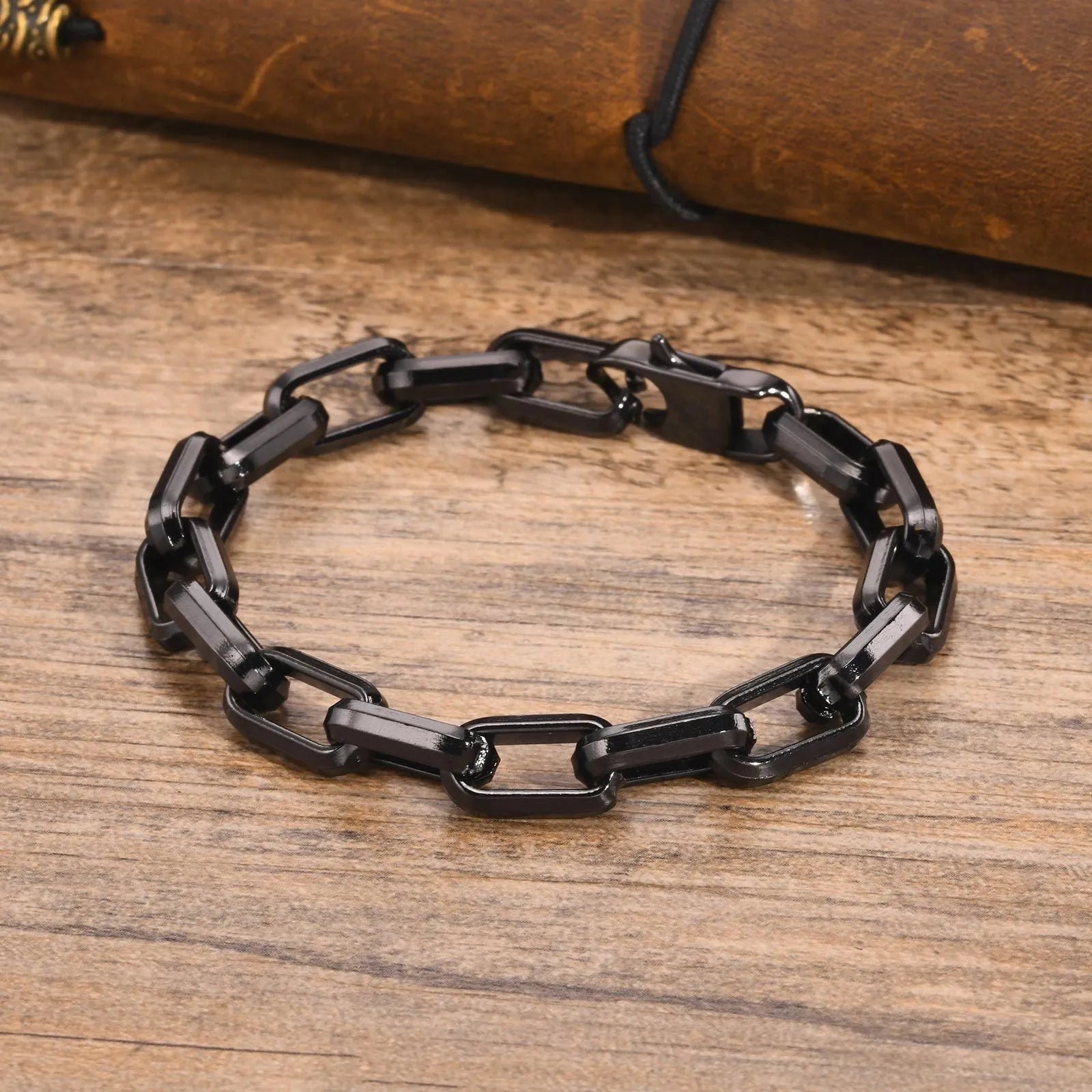 Titanium steel men's bracelet with simple square chain links in four colour options